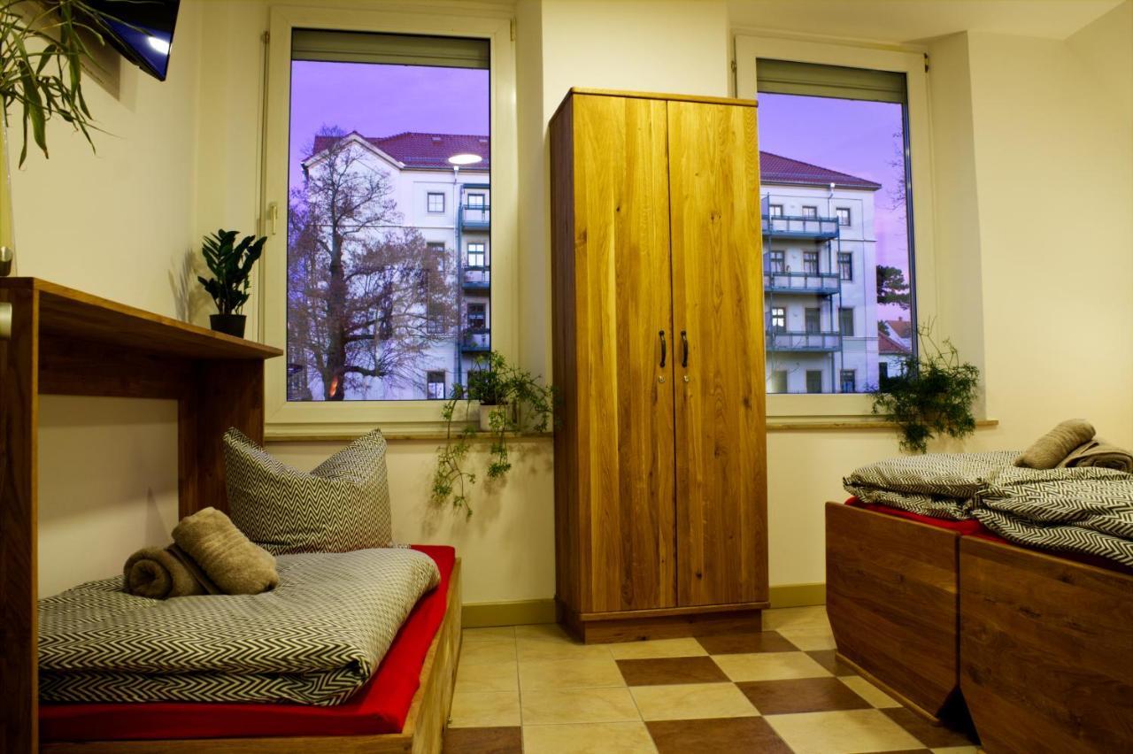 Hostel Kl17 Ostel Doebeln Exteriér fotografie