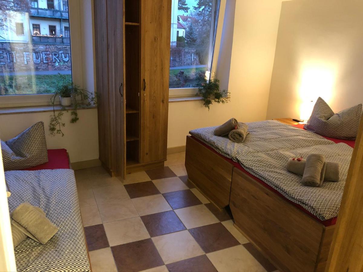 Hostel Kl17 Ostel Doebeln Exteriér fotografie